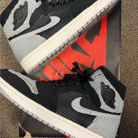 nike air jordan 1 retro high flyknit black shadow